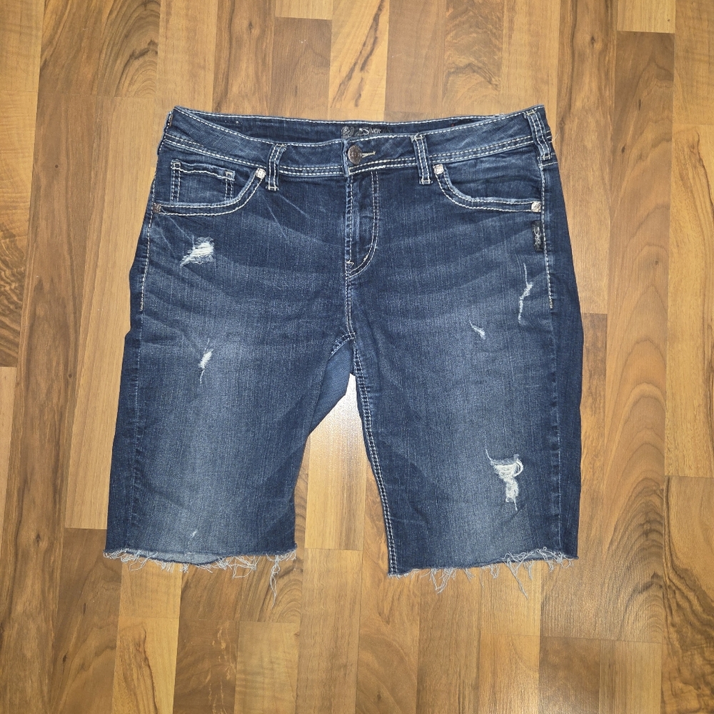 Women's size 34/25 denim bermuda shorts, Silver jeans co